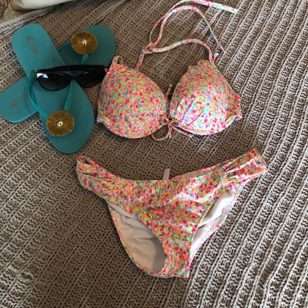Victoria’s Secret bikini, size M and 36C